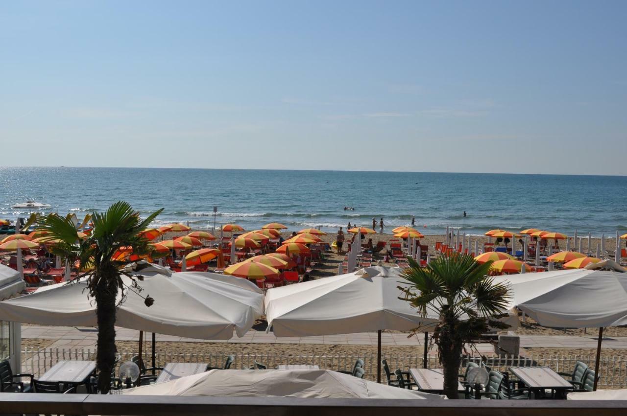 Hotel Righetto Fronte Mare Cavallino-Treporti Dış mekan fotoğraf
