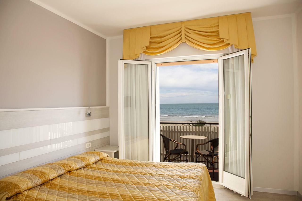 Hotel Righetto Fronte Mare Cavallino-Treporti Dış mekan fotoğraf